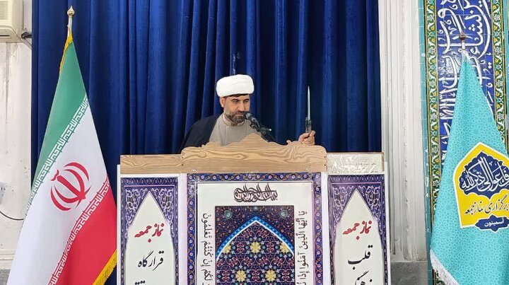 تصاویر/ اقامه نمازجمعه شهر نودژ