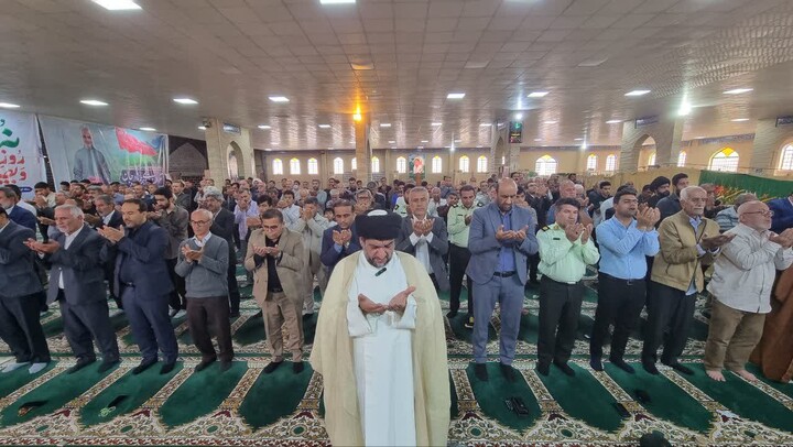 نماز جمعه گناوه به روایت تصویر