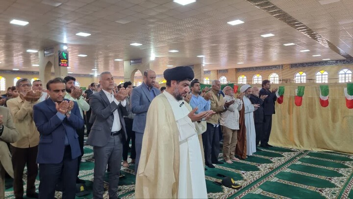 نماز جمعه گناوه به روایت تصویر