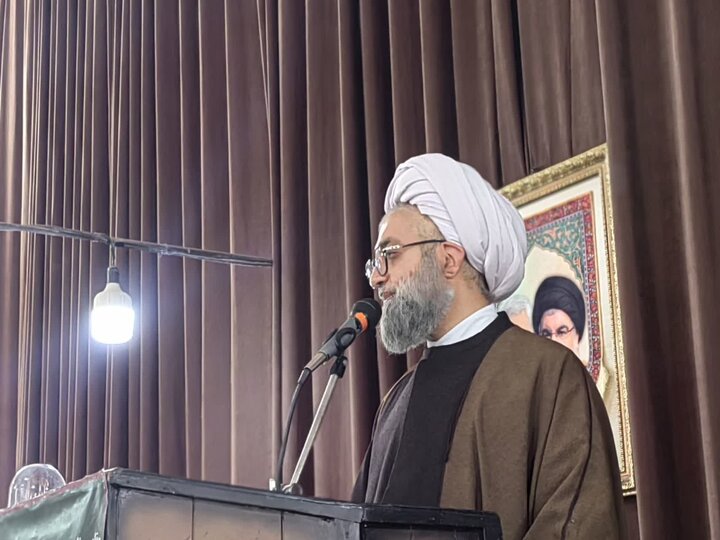 تصاویر/ اقامه نمازجمعه شهر شهداد