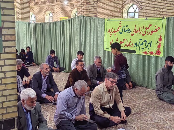 تصاویر/ اقامه نمازجمعه شهر شهداد