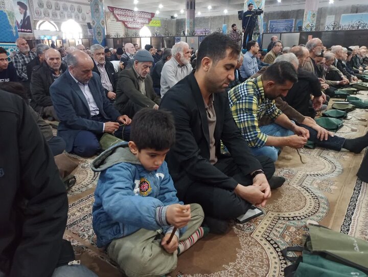 تصاویر/ نمازعبادی سیاسی جمعه کاشان