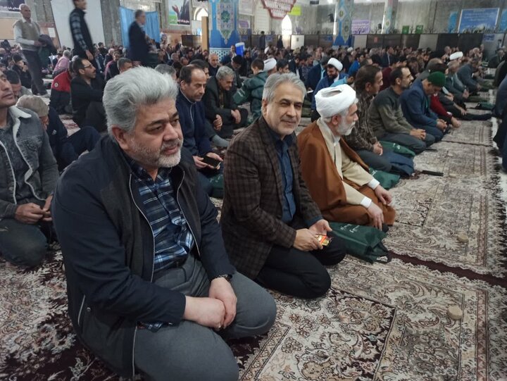 تصاویر/ نمازعبادی سیاسی جمعه کاشان