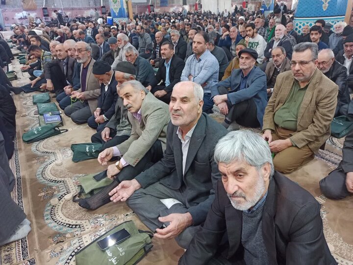 تصاویر/ نمازعبادی سیاسی جمعه کاشان