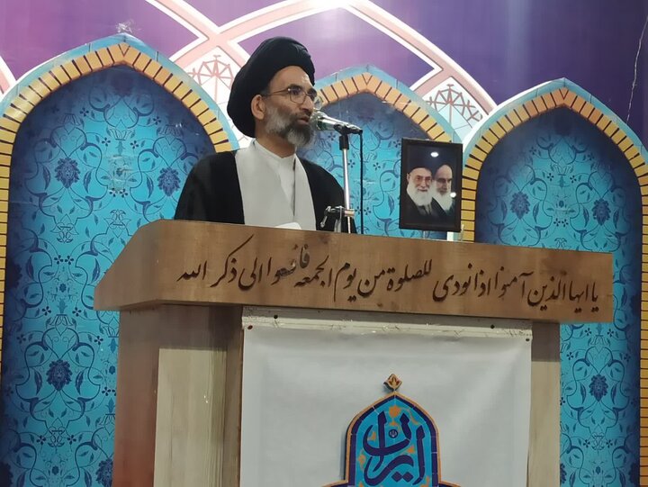 تصاویر/ نمازعبادی سیاسی جمعه کاشان