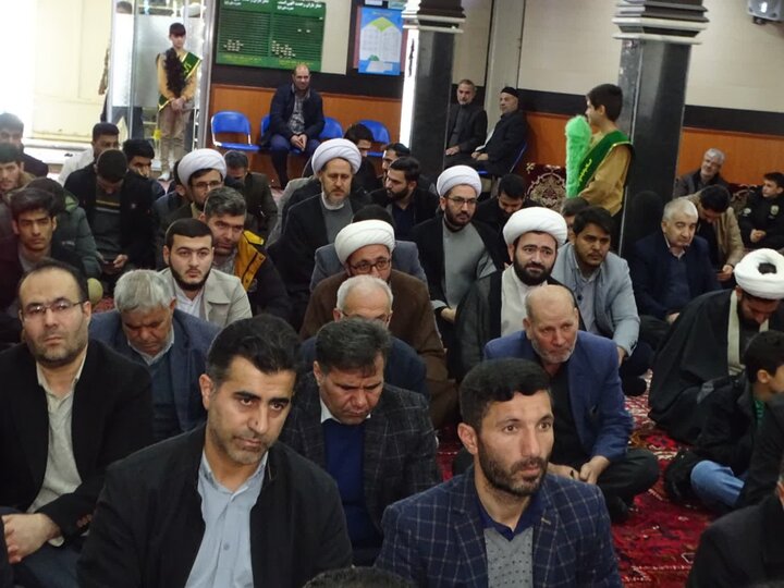 تصاویر/ نماز جمعه ۲۴ بهمن چهاربرج