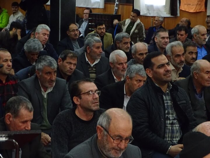 تصاویر/ نماز جمعه ۲۴ بهمن چهاربرج