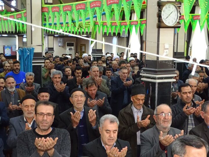 تصاویر/ نماز جمعه ۲۴ بهمن چهاربرج
