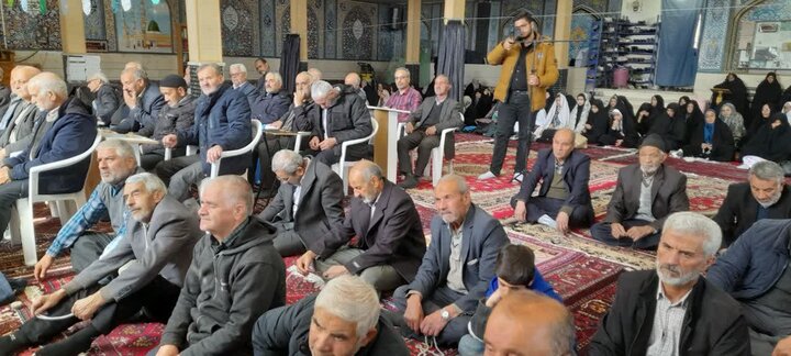 تصاویر/ نماز عبادی سیاسی جمعه جوشقانی قالی