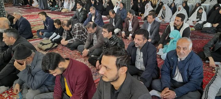 تصاویر/ نماز عبادی سیاسی جمعه جوشقانی قالی