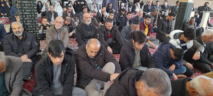 تصاویر/ نماز عبادی سیاسی جمعه جوشقانی قالی