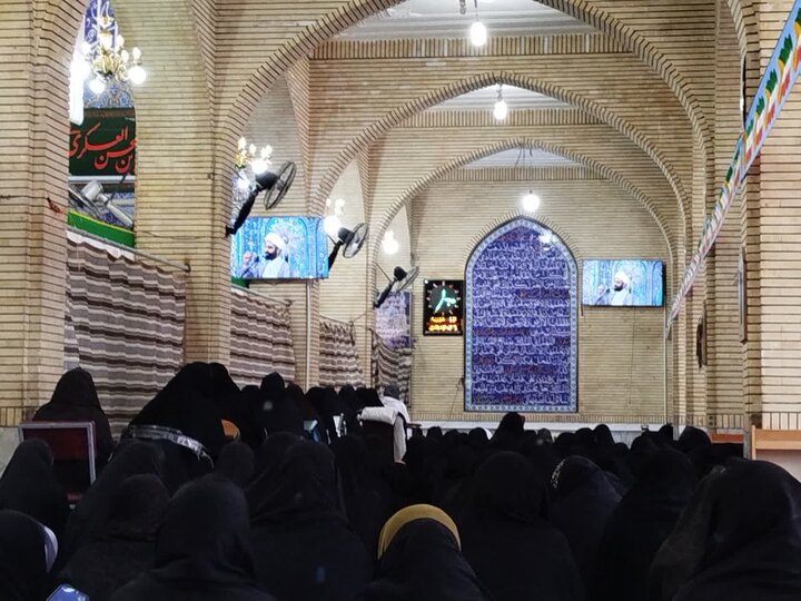 تصاویر/ اقامه نمازجمعه شهر راین