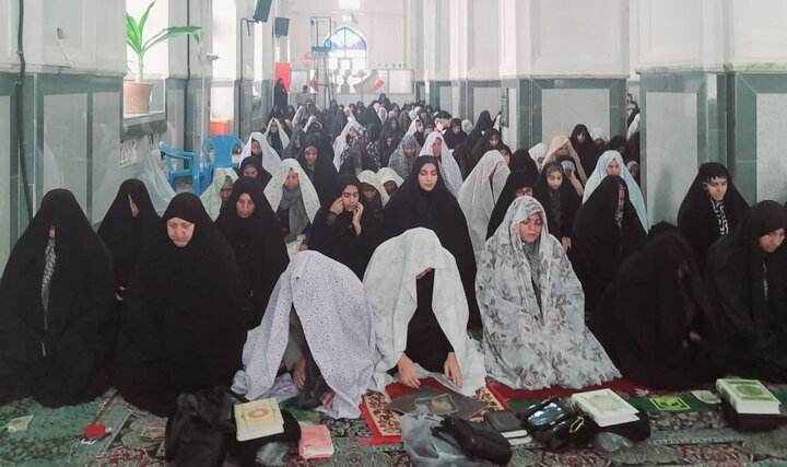 تصاویر/ اقامه نمازجمعه شهر بردسیر