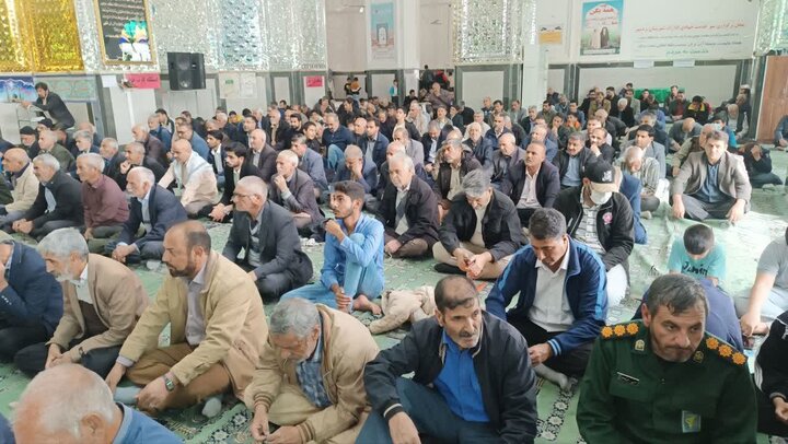 تصاویر/ اقامه نمازجمعه شهر بردسیر