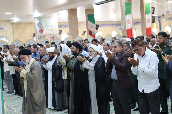 تصاویر/ شکوه نمازجمعه در بندر دیّر