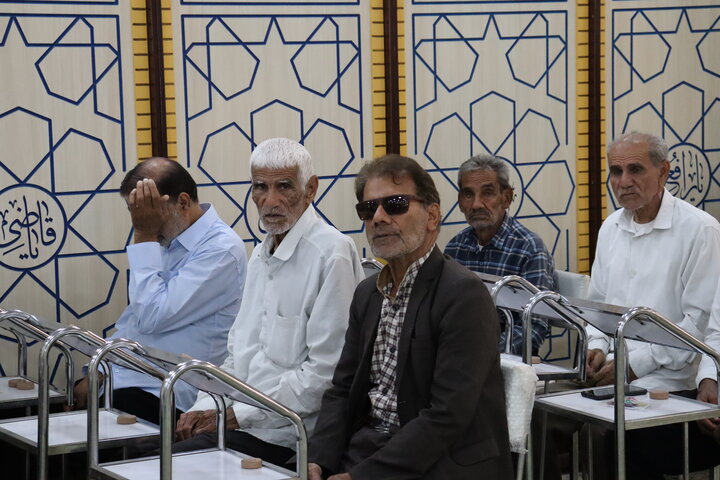 تصاویر/ شکوه نمازجمعه در بندر دیّر