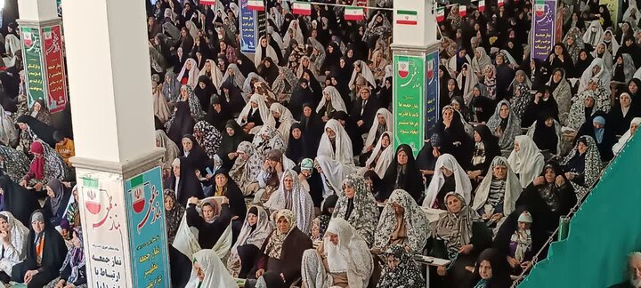 تصاویر/اقامه نماز عبادی سیاسی جمعه در ساوه