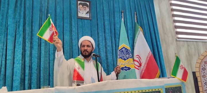 تصاویر/ اقامه نمازجمعه شهر منوجان