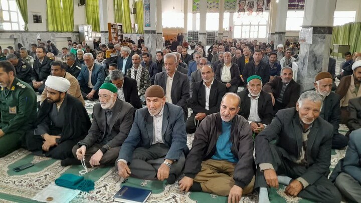 تصاویر| مراسم عبادی، سیاسی نماز جمعه سرایان
