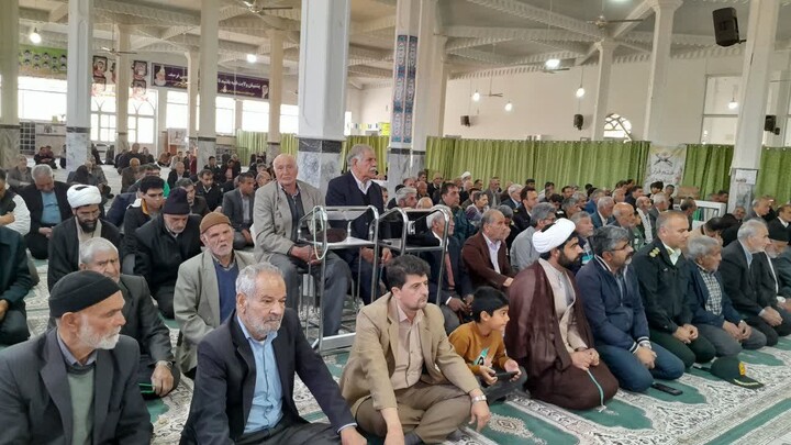 تصاویر| مراسم عبادی، سیاسی نماز جمعه سرایان
