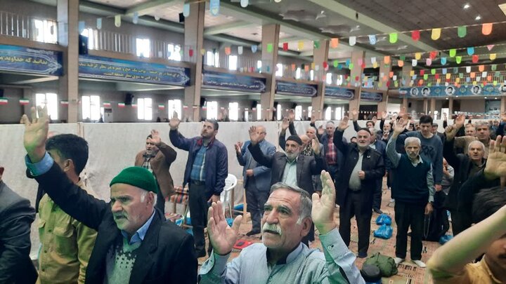 تصاویر/اقامه نماز عبادی سیاسی جمعه در خمین