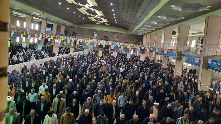 تصاویر/اقامه نماز عبادی سیاسی جمعه در خمین