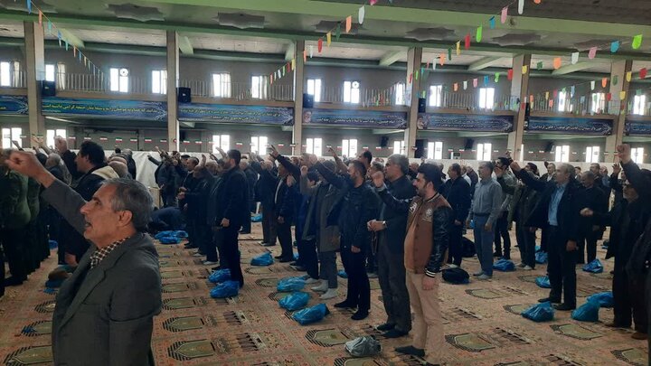 تصاویر/اقامه نماز عبادی سیاسی جمعه در خمین