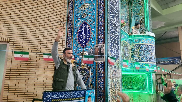 تصاویر/اقامه نماز عبادی سیاسی جمعه در خمین