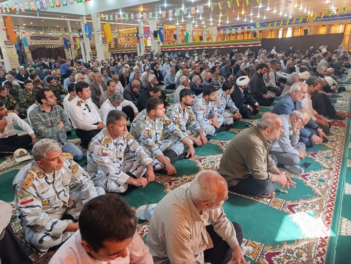 نماز جمعه بوشهر به روایت تصویر