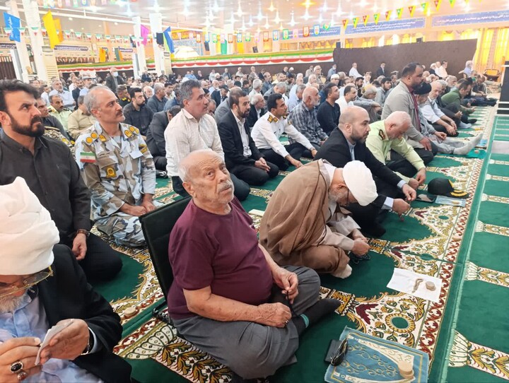 نماز جمعه بوشهر به روایت تصویر