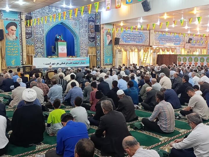 نماز جمعه بوشهر به روایت تصویر