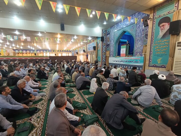 نماز جمعه بوشهر به روایت تصویر