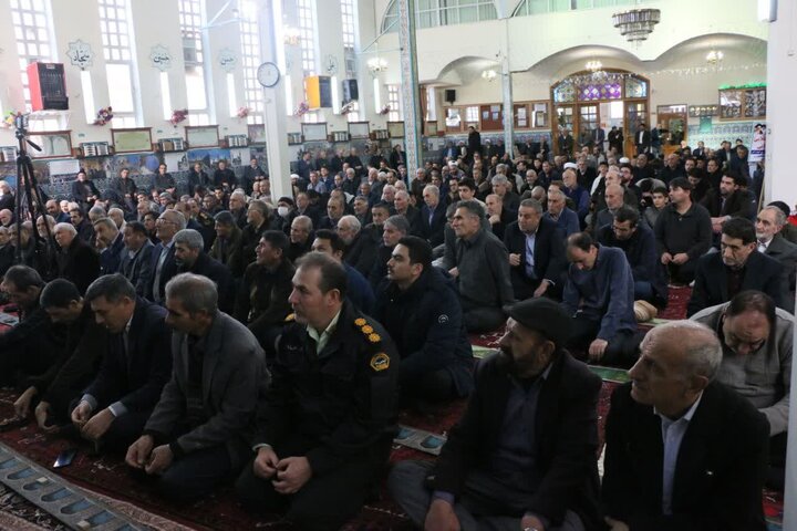 تصاویر/اقامه نماز عبادی سیاسی جمعه در اهر