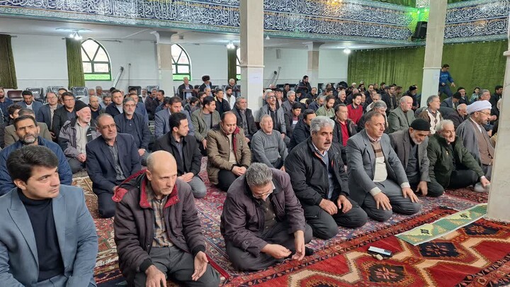 تصاویر/اقامه نماز عبادی سیاسی جمعه در ترکمنچای