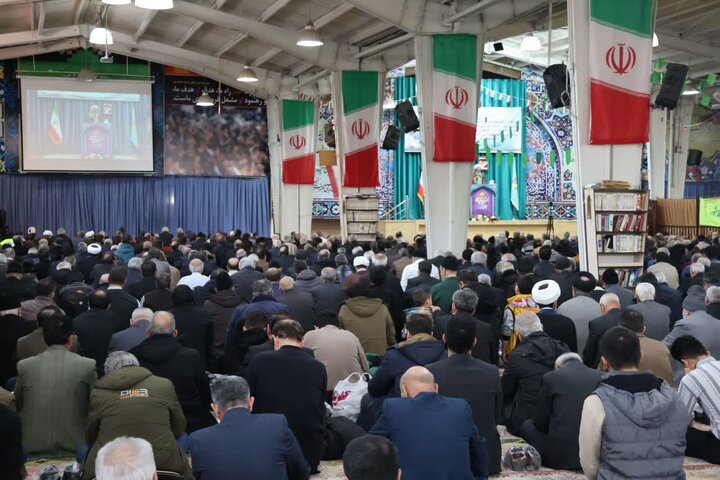 تصاویر/اقامه نماز عبادی سیاسی جمعه در مرند