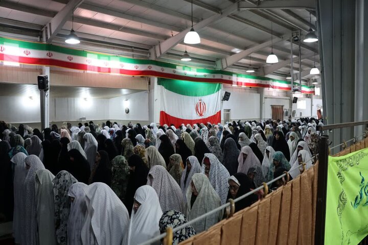 تصاویر/اقامه نماز عبادی سیاسی جمعه در مرند