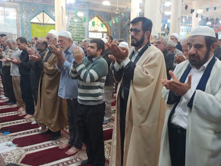 نمازجمعه دشتستان به روایت تصویر