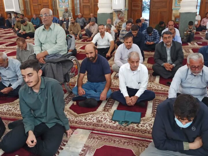 نمازجمعه دشتستان به روایت تصویر