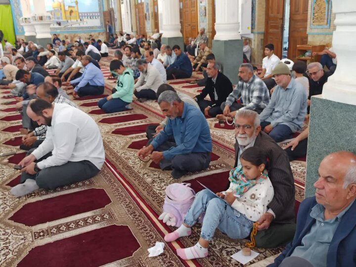 نمازجمعه دشتستان به روایت تصویر