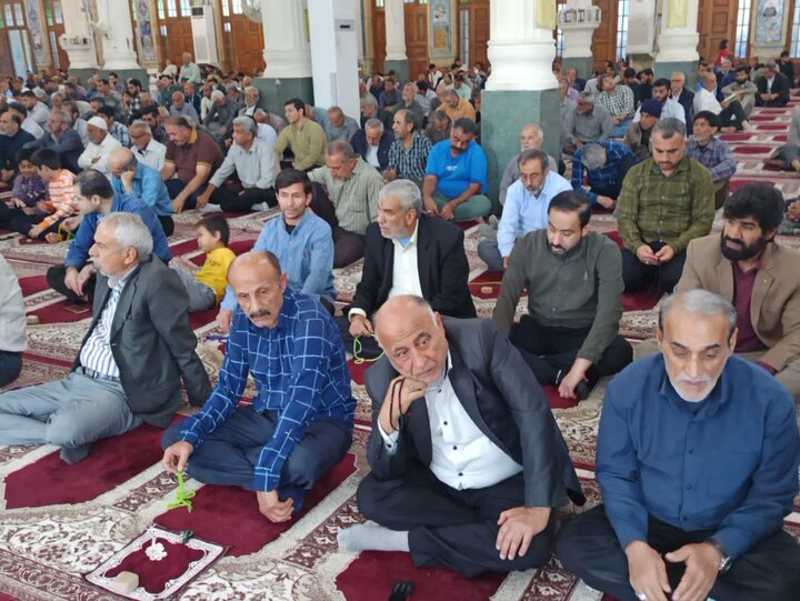 نمازجمعه دشتستان به روایت تصویر