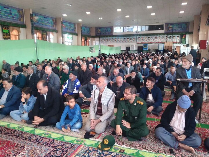 تصاویر| برگزار مراسم نماز جمعه خوسف