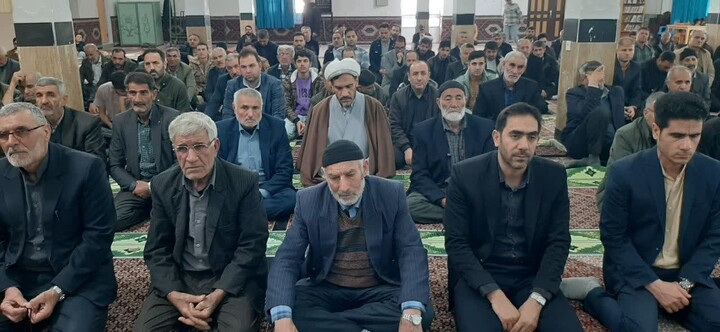 تصاویر/اقامه نماز عبادی سیاسی جمعه در دندی