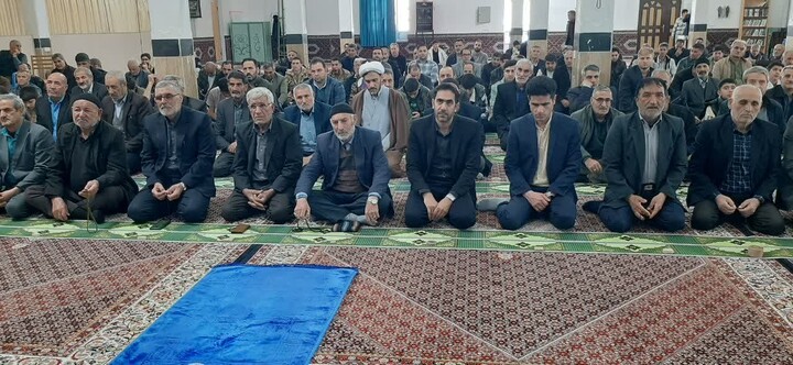 تصاویر/اقامه نماز عبادی سیاسی جمعه در دندی