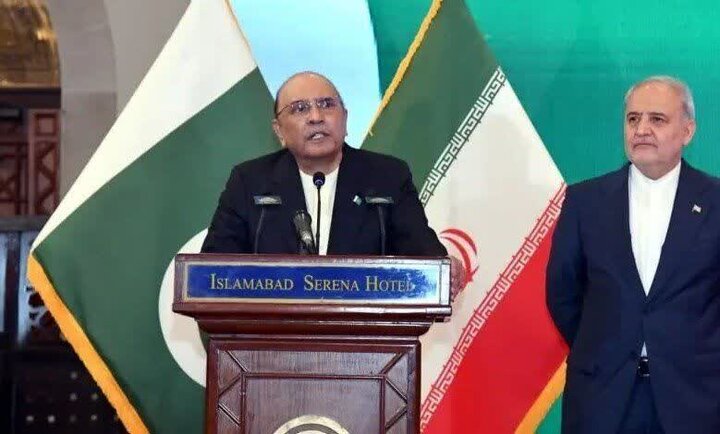 Rais wa Pakistan atoa ujumbe wa pongezi kutokana na maadhimisho ya miaka arobaini na saba ya ushindi wa Mapinduzi ya Kiislamu ya Iran