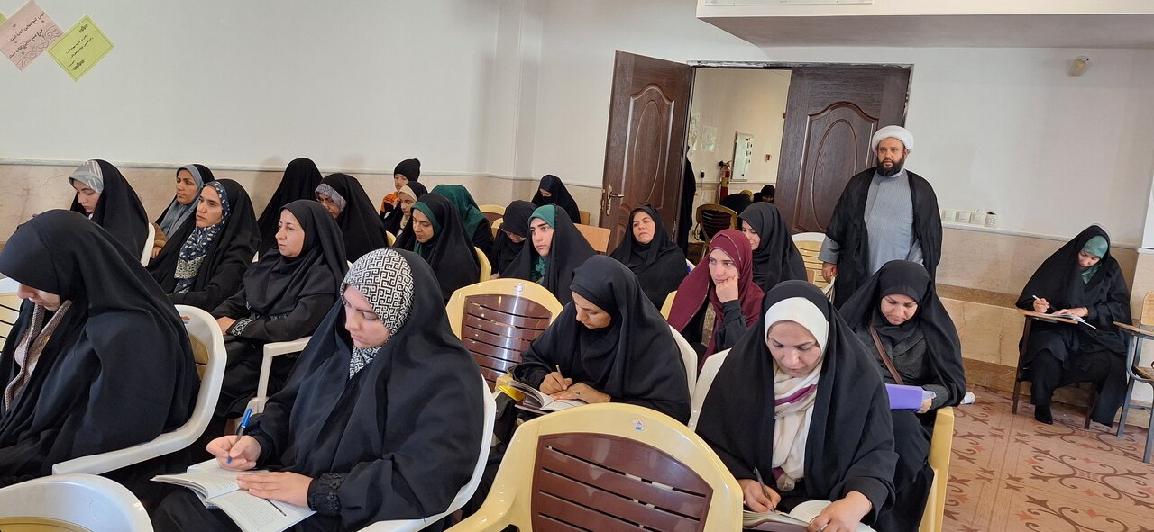 برگزاری دوره توانمندسازی عفاف حجاب در یاسوج برگزار شد