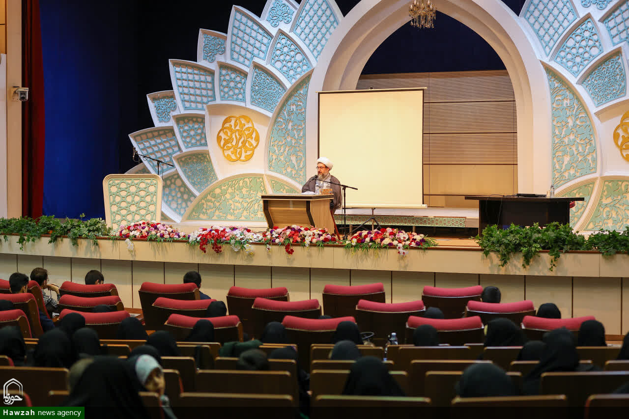 موفقیت مأموریت‌های فرهنگی ائمه جمعه در گرو همراهی خانواده‌ها است