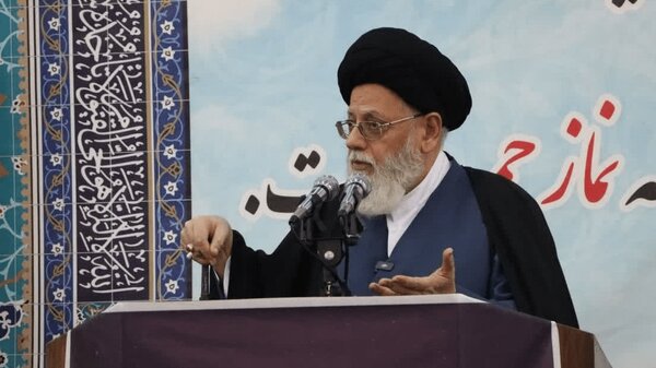 حضور مردم در راهپیمایی ٢٢ بهمن مقابله با منکر بود