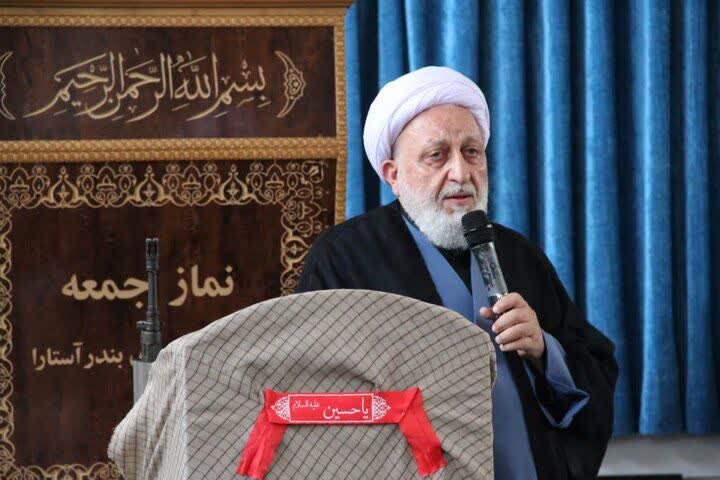 مسئولان برای حل مشکلات مردم جهادی عمل کنند