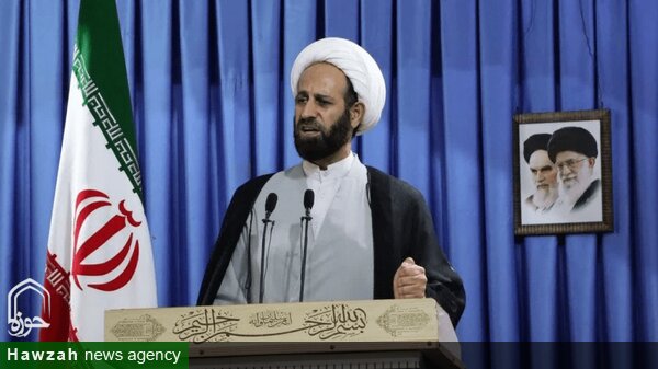 حضور حماسی مردم در یوم الله ۲۲ بهمن مشت محکمی بر دهان یاوه گویان بود