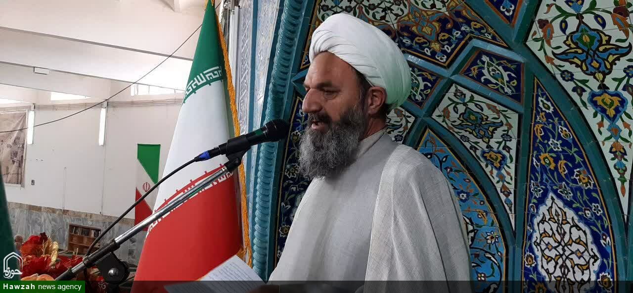 امام جمعه فردوس: حضور مردم در صحنه، دشمنان را مأیوس کرد / تداوم انقلاب در گرو لبیک به دعوت رهبری معظم است